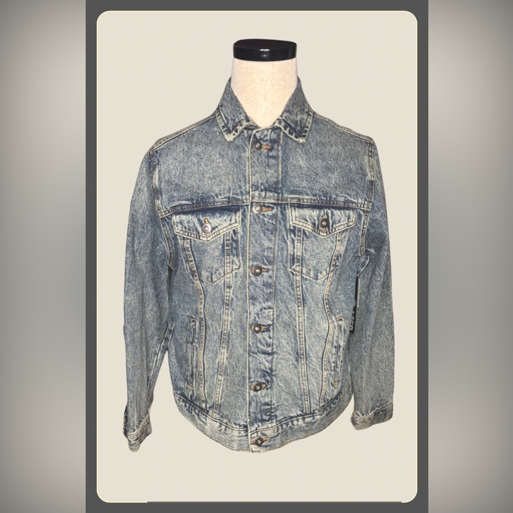 FINAL SALE ALERT 🚨 LAZER  Dirty Denim Jacket
